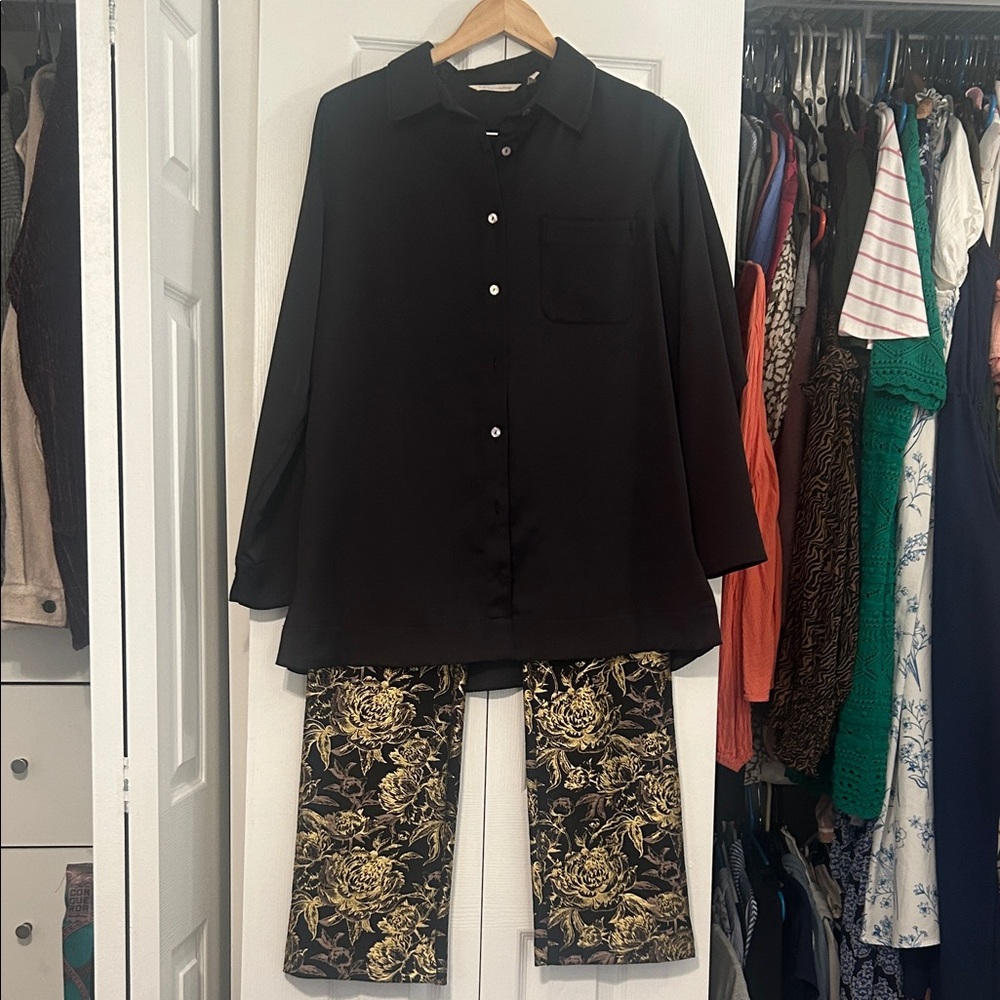 Soft Surroundings Holiday ‘Fit Black Button-Up Shirt with Floral Pants